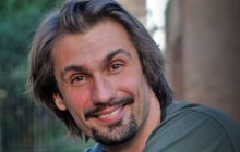 ‘na Specie De Cadavere Lunghissimo